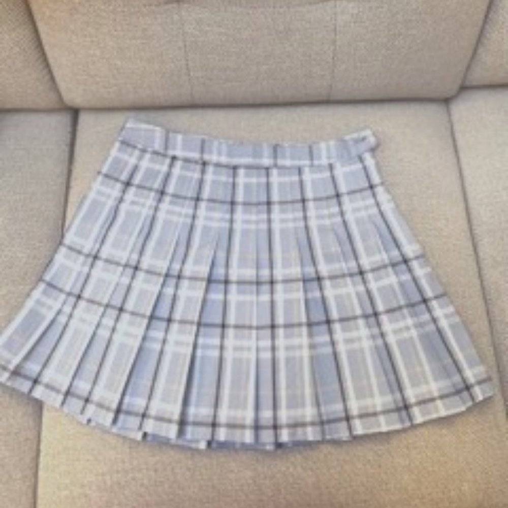 Mini Pleated Skirt Size L